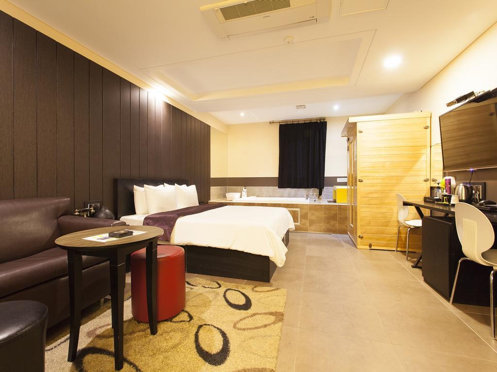 Hotel Pavia Bucheon Eksteriør bilde